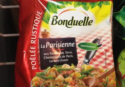 Des éclats de verre dans des poêlées de légumes surgelées