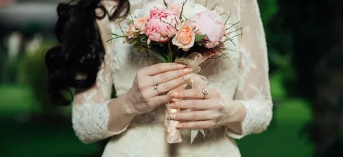 Aisne : sa robe volée, la mariée offre 100€ de récompense à celui...