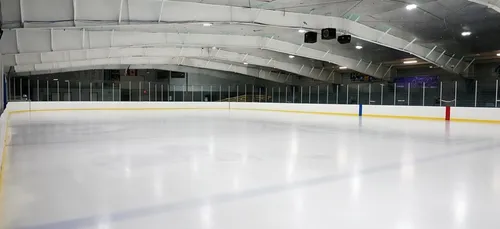 Valenciennes : la patinoire ouvre ses portes gratuitement pour les...