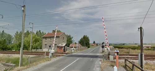 Un accident rarissime sur un passage à niveau des Flandres
