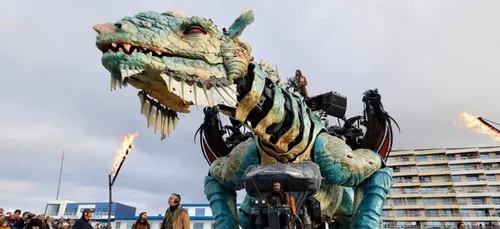 Calais : premières balades sur le dos du dragon