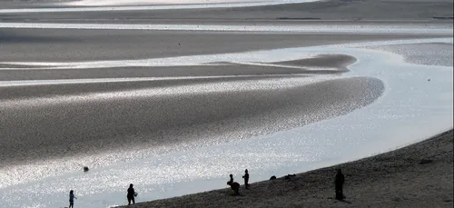Trois morts en Baie de Somme : les kayakistes ont été pris par des...
