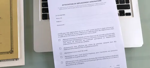 ATTESTATION DE DÉPLACEMENT DÉROGATOIRE