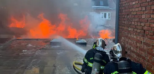 Deux incendies ont mobilisé les sapeurs-pompiers du Nord à...