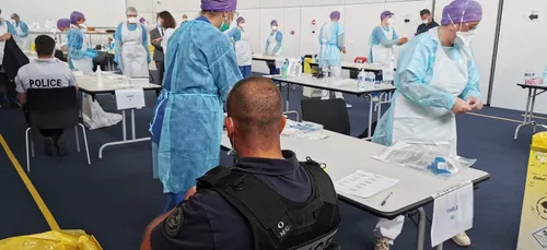 Dépistage des policiers à Lille : huit cas de Covid-19 confirmés