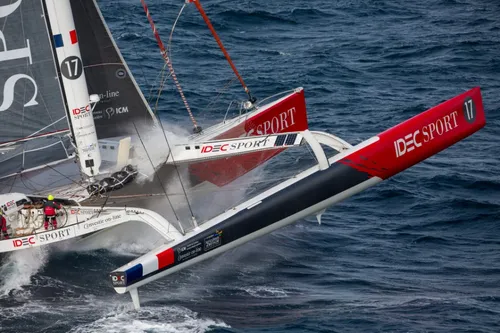 Joyon pulv&eacute;rise le record du Troph&eacute;e Jules Verne
