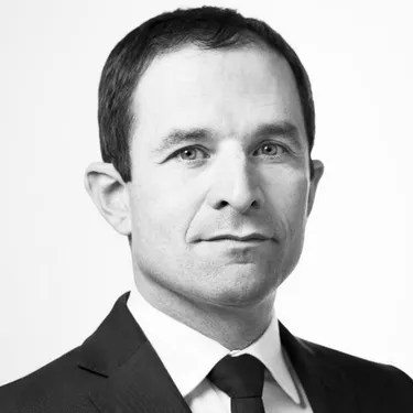 Le finist&eacute;rien Beno&icirc;t Hamon est le candidat du PS...