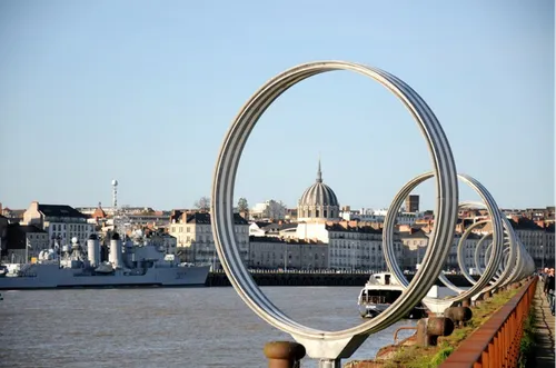 Le bonheur, c'est quoi ? R&eacute;ponse dans les rues de Nantes 