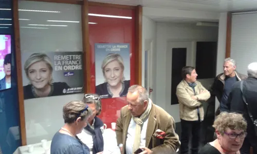 Pr&eacute;sidentielle : un 2&egrave;me tour Macron/Le Pen