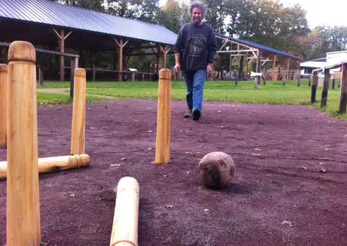 Monterfil : le Carouj, le parc des jeux bretons ouvert pendant les...