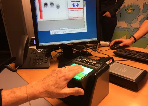 La Bretagne expérimente la nouvelle carte d'identité biométrique