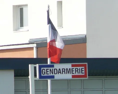 Les gendarmes bretons découvrent un système international de...