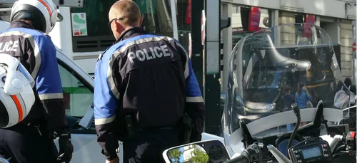 Le corps sans vie d'un nourrisson découvert dans un parc à Angers
