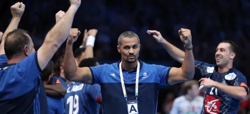 Les Experts sur le toit du monde