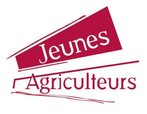 Quimper : les agriculteurs manifestent dans les supermarchés contre...