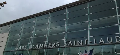 Le robot poubelles BARYL en gare d'Angers