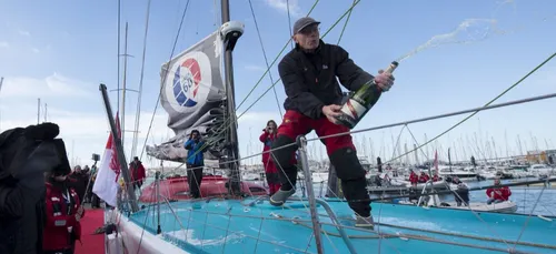 Nandor Fa termine 8ème du Vendée Globe