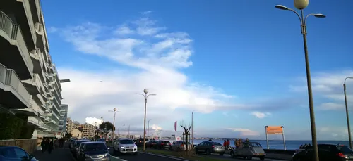 Manifestation sur le remblai de la Baule ce samedi après midi