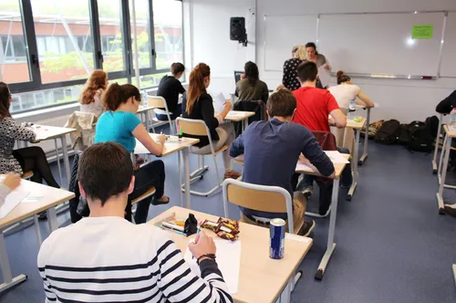 Brevet : 800 000 collégiens planchent dès cet aprèm