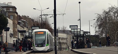 Un homme tué dans le tramway à Nantes