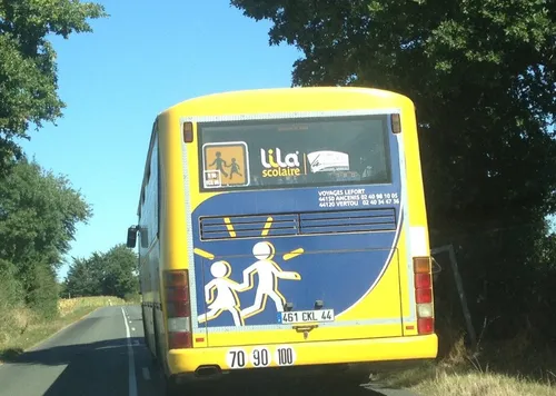 On recrute 114 conducteurs de car scolaire en Loire-Atlantique !