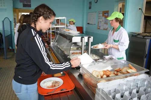 Josselin : la cantine du collège Sainte-Marguerite est le 1er...