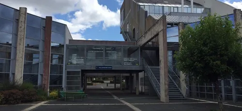 Alpha City se construit, près de la Loco numérique à La Roche