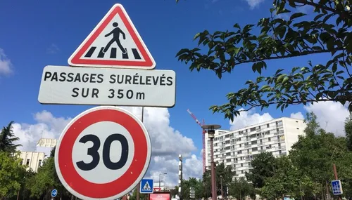 Vitesse en ville : Lorient et Ploufragan récompensées à Paris