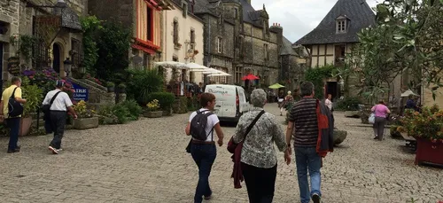 Des photos de Daech sur le Facebook de Rochefort-en-terre