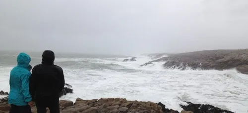 Alerte vague submersion maintenue dans l'Ouest
