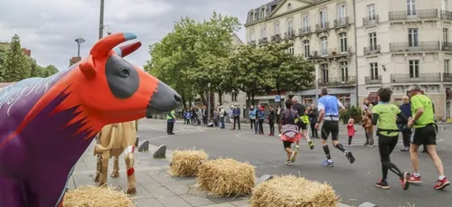 ça vous dit d'acheter une vache ... en résine et fibre de verre !