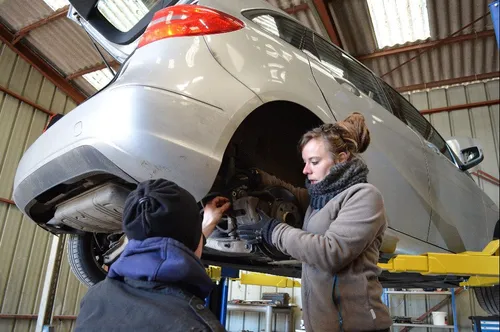 Un self-garage vient d'ouvrir ses portes à Caudan : reportage !