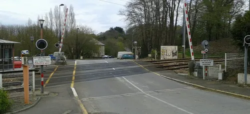 Le procès du passage à niveau de Saint-Médard s'ouvre aujourd'hui