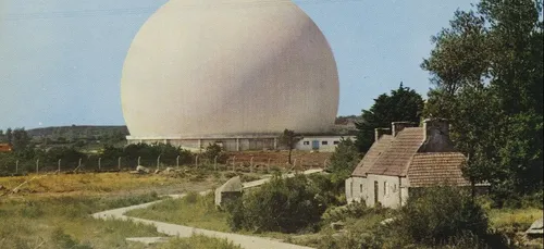Le Radôme de Pleumeur-Bodou à la télé