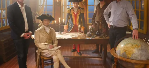 Des corbeaux pour nettoyer le Puy du Fou