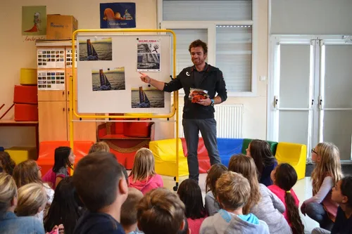 Rhum : Les élèves de Pluvigner soutiennent leur skipper !