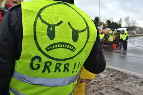Gilets jaunes : le gouvernement appelle à ne pas manifester !