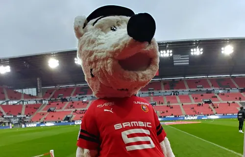 Avec un mot d'excuse d'Erminig, une supportrice assistera au match...