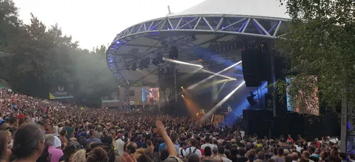 Gaétan Roussel, Clara Luciani, Hoshi, Angèle.... tous à Poupet !