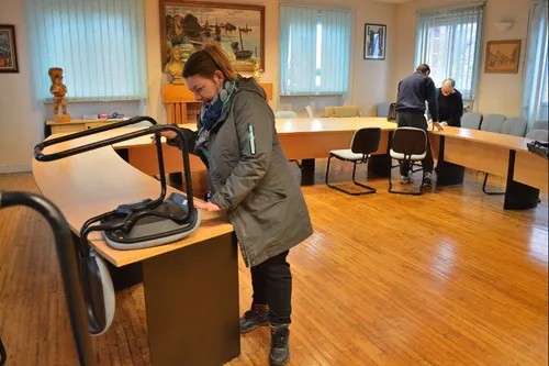 Insolite : un vide-mairie en Bretagne !