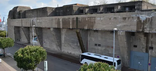 Une ferme urbaine sur le toit de la base sous-marine de Saint-Nazaire