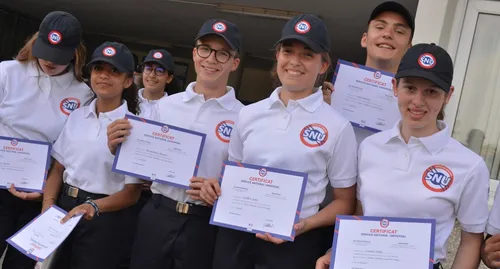 Le SNU après le séjour de cohésion : quel bilan ?