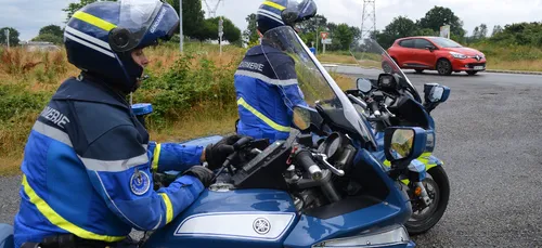 Contrôlé 3 fois en 10 jours : la gendarmerie sort un carton rouge !