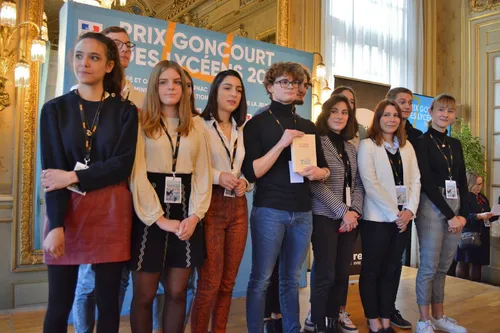 Karine Tuil, lauréate du Goncourt des Lycéens