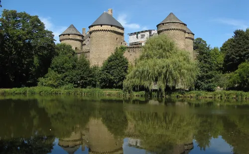 Municipales : enjeux en Mayenne