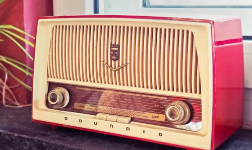 Les Français toujours fidèles à la radio