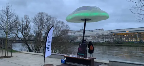 Un nuage qui change de couleur sur les bords de Loire