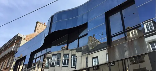 A Saint-Brieuc, un collectif squatte en plein centre-ville