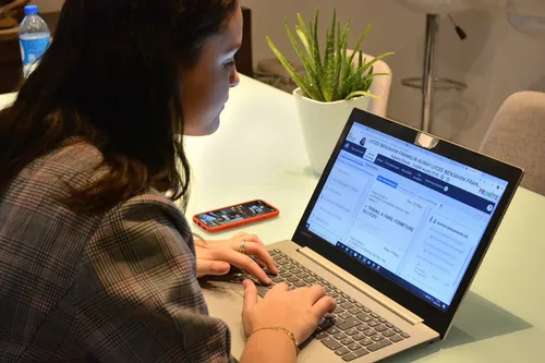 Coronavirus : des cours à distance pour les lycéens