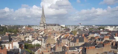 L’église manifeste son soutien pendant le confinement